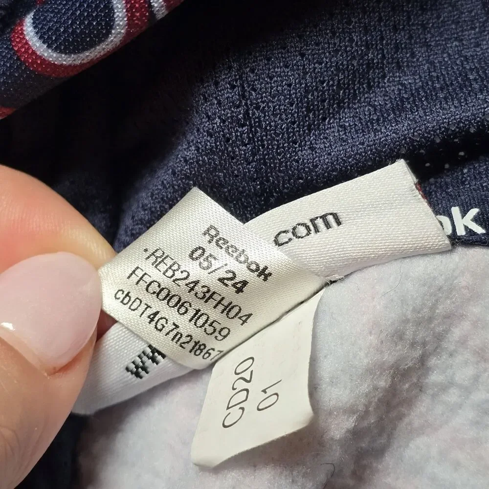 Reebok excellent see